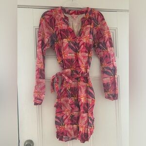 Lilly Pulitzer Pink Floral Patterned Shirtdress with adjustable belt